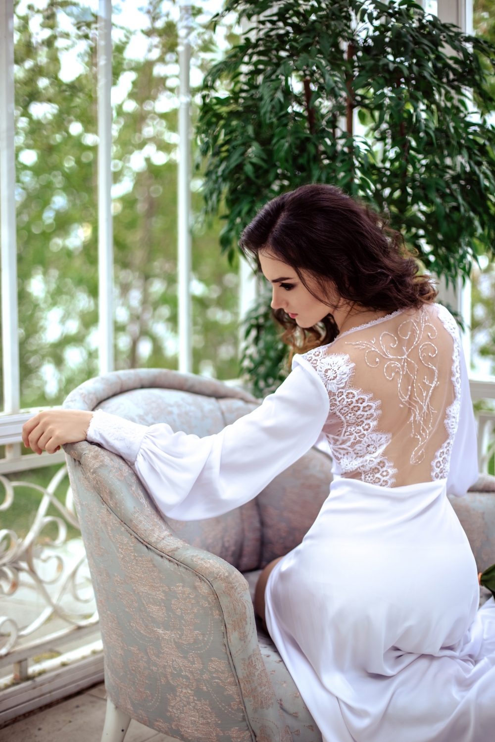 Эксклюзивное будуарное платье "Флоренция". Свадебное будуарное платье для девушек, способных оценить роскошь шелка, ручную расшивку спинки и гармонию в каждой детали этого наряда.
