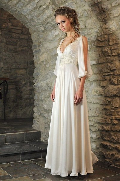 Платье невесты в "средневековом" стиле